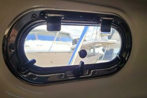 2013 Pursuit 345 Offshore thumbnail 26