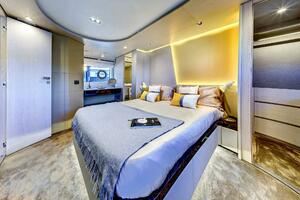 Transcendence 78ft Azimut Yacht For Sale