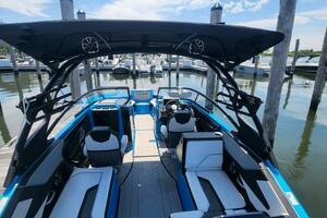 Photo 4493221 for 2022 Yamaha Boats 255 XD  