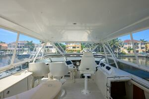 2005 Marquis 65 Motor Yacht thumbnail 38