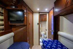 2005 Marquis 65 Motor Yacht thumbnail 29
