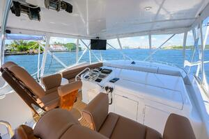 2001 Hatteras Convertible thumbnail 54
