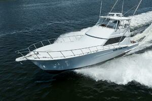 2001 Hatteras Convertible thumbnail 4