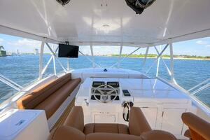 2001 Hatteras Convertible thumbnail 55