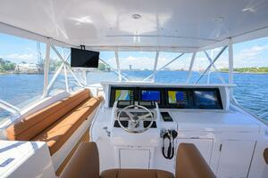 2001 Hatteras Convertible thumbnail 50