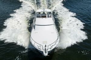 2001 Hatteras Convertible thumbnail 3