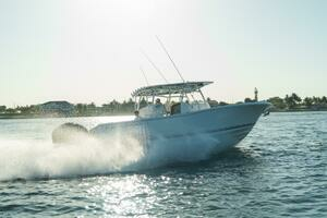 33 FE 33ft Southport Yacht For Sale