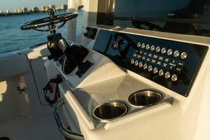 33 FE 33ft Southport Yacht For Sale