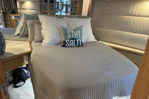 Negotiator 54ft Hatteras Yacht For Sale