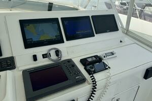 1994 Hatteras 54 Yacht thumbnail 17