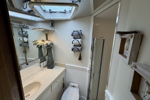 Negotiator 54ft Hatteras Yacht For Sale