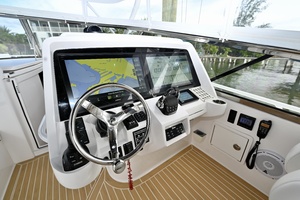 47ft Intrepid Yacht For Sale