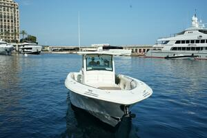 2012 Boston Whaler Whaler 370 Outrage thumbnail 2