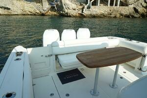 2012 Boston Whaler Whaler 370 Outrage thumbnail 16
