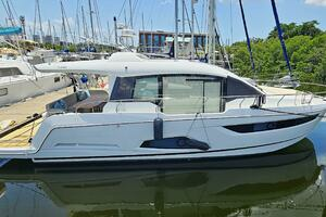 Nan Sea Cay 2020 Sealine C430 Yacht For Sale in St. Pete FL
