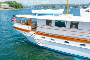 1958 Trumpy Fantail Houseboat thumbnail 29