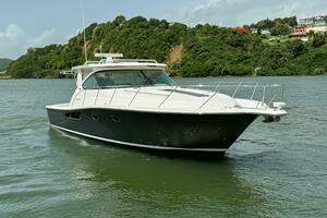  2015 Tiara Yachts Coronet 3900 Yacht For Sale in Fajardo 