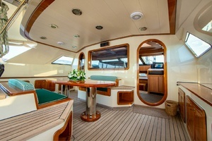 1996 Perini Navi Custom thumbnail 2