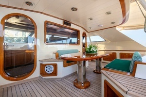 1996 Perini Navi Custom thumbnail 45