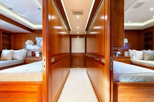 1996 Perini Navi Custom thumbnail 24