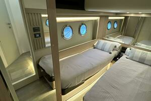 2023 Absolute 52 Navetta thumbnail 27