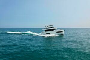 2023 Absolute 52 Navetta thumbnail 1