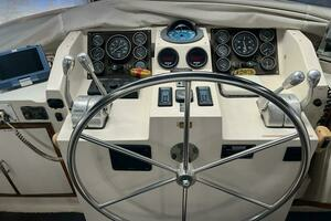 1988 CHB 46 Motor Yacht thumbnail 8