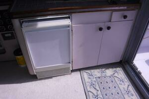 1988 Trojan 12 Meter Convertible thumbnail 14