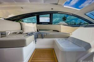 2023 Fairline thumbnail 4