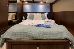 2023 Fairline thumbnail 11