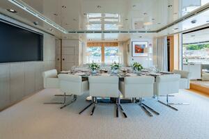 Loon 221' Main Deck Salon Dining Area