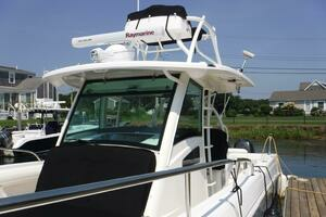 2014 Boston Whaler 370 Outrage thumbnail 17