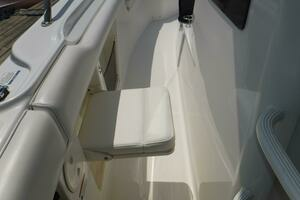 2014 Boston Whaler 370 Outrage thumbnail 28