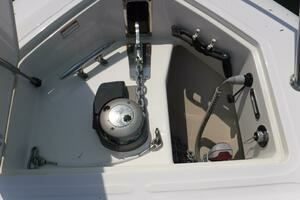 2014 Boston Whaler 370 Outrage thumbnail 26