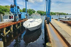 2003 Sea Ray 340 Sundancer thumbnail 5