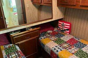 1989 Ocean Yachts 44 Super Sport Custom thumbnail 17