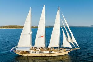 2007 Aegean Yacht thumbnail 1