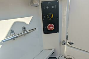 ODYSSEA 24ft Boston Whaler Yacht For Sale