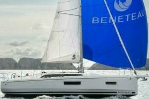 In Stock 37ft Beneteau Yacht For Sale