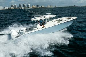  2018 Yellowfin 39 Offshore Yacht For Sale in Ft Lauderdale FL