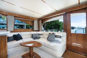 SEA BLOCK Worth Avenue Yachts