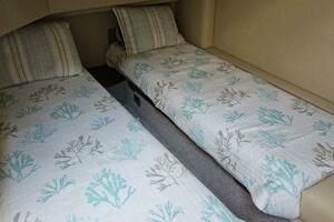 MOLLY 44ft Sea Ray Yacht For Sale