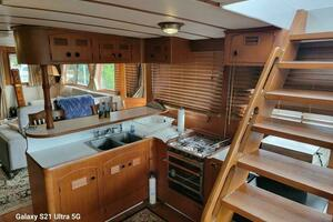 1987 Marine Trader Wide Body thumbnail 63