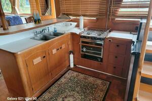 1987 Marine Trader Wide Body thumbnail 58