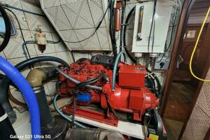 1987 Marine Trader Wide Body thumbnail 113