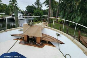 1987 Marine Trader Wide Body thumbnail 20