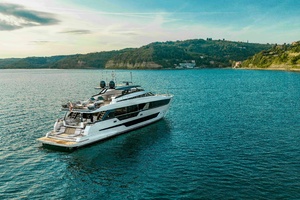 2023 Ferretti Yachts Ferretti 1000 thumbnail 3