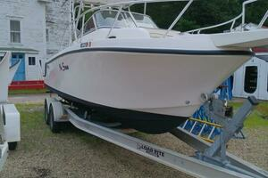 2003 Mako 252 thumbnail 3
