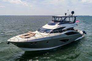 2013 Marquis 63 Sport Yacht thumbnail 2