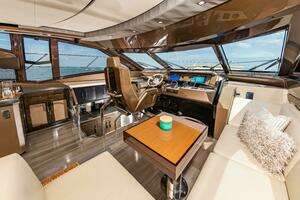 2013 Marquis 63 Sport Yacht thumbnail 29